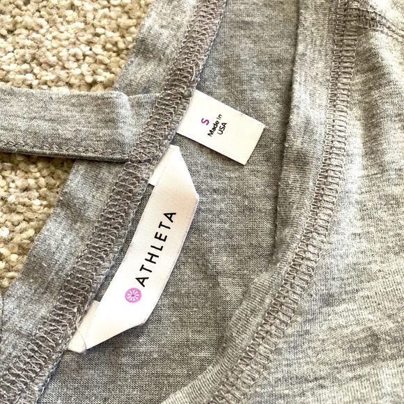 Athleta light gray long sleeve size small cross back - Picture 3 of 3